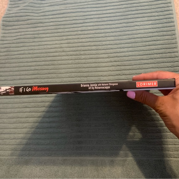 Graphic novel / comic - If I Go Missing - Indigenous Women Rights - Picture 3 of 4